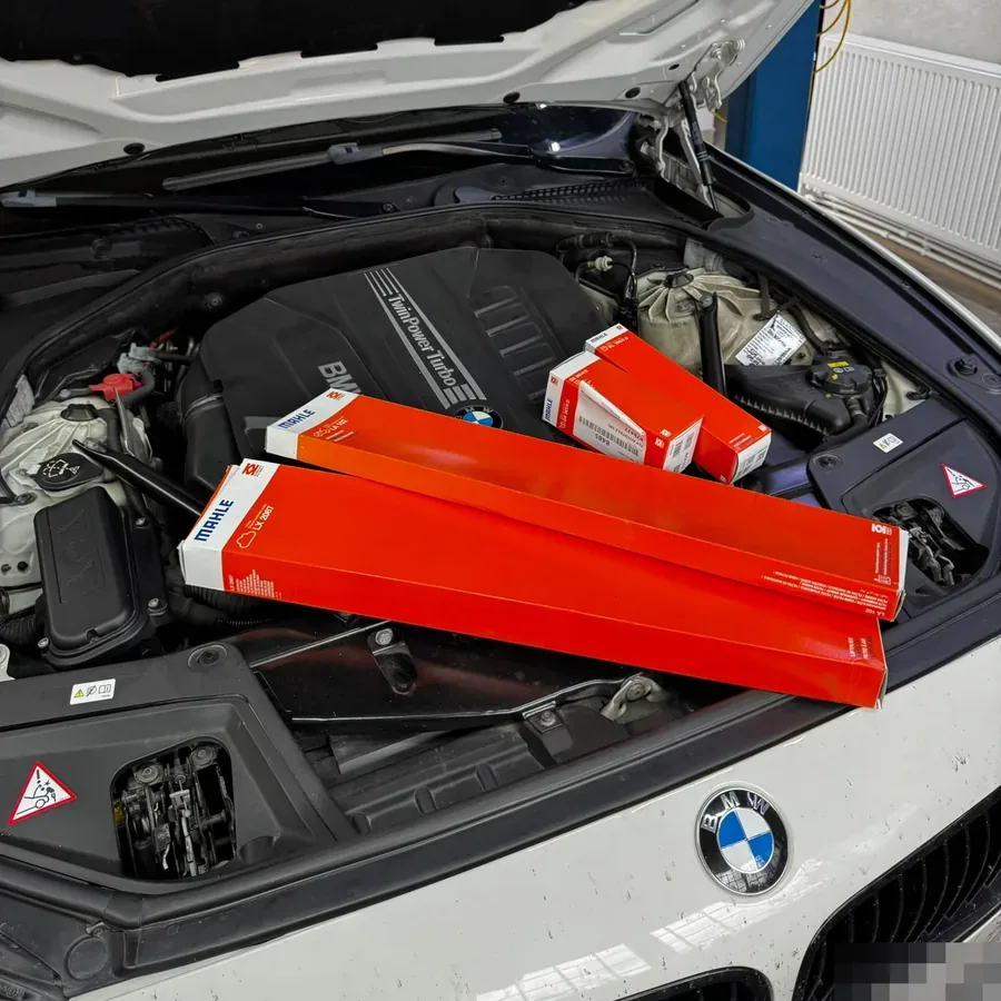 Filtre şi piese de schimb MAHLE pentru BMW
